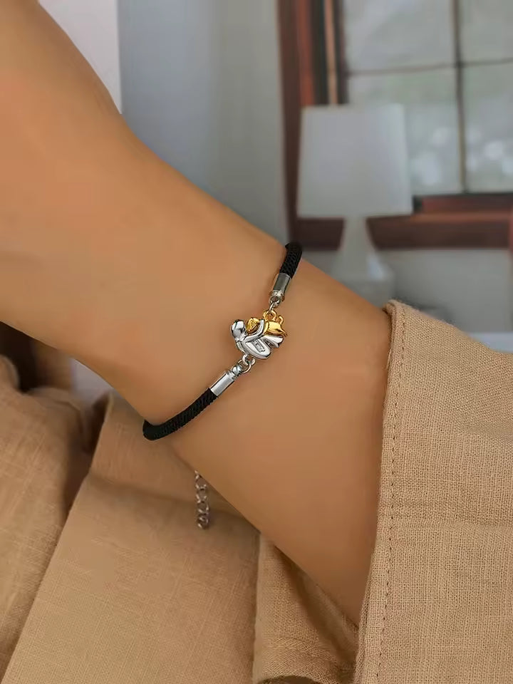 Adeline Jewellery | Dog Embrace Bracelet